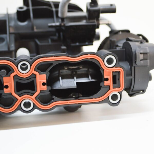 06L133201GA - NEW AUDI Q7 4M INTAKE MANIFOLD 06L133201GA ORIGINAL