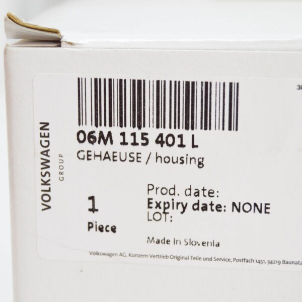 06M115401L - NEW AUDI A4 AVANT B9 ENGINE OIL FILTER HOUSING 06M115401L