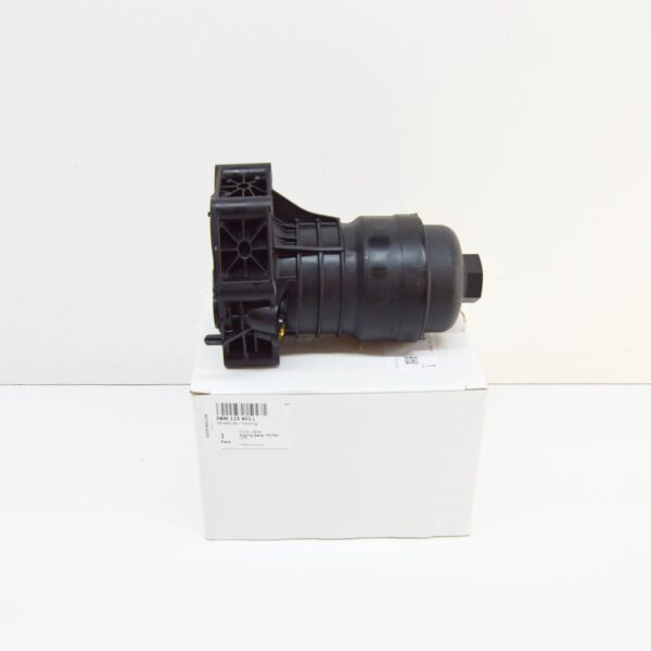 06M115401L - NEW AUDI A4 AVANT B9 ENGINE OIL FILTER HOUSING 06M115401L
