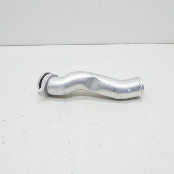 06M121137AG - NEW AUDI A6 C8 COOLANT UNION HOSE W SEAL 06M121137AG