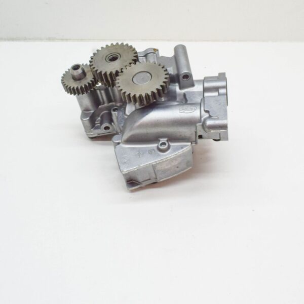 079115103BG - NEW AUDI A8 4H OIL PUMP 079115103BG ORIGINAL