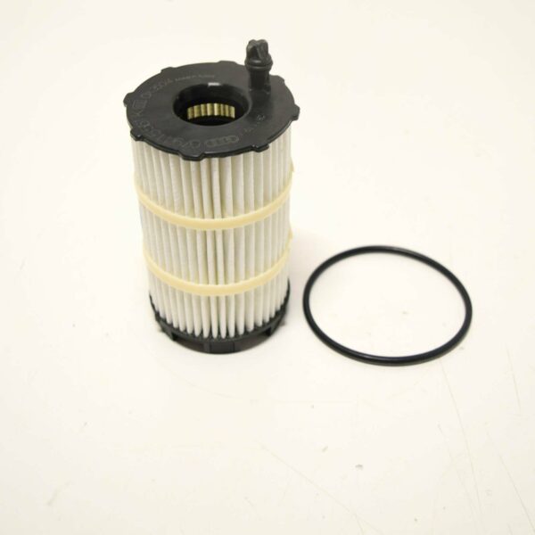 079198405E - NEW AUDI S5 8T OIL FILTER 079198405E 4.2 PETROL 260KW