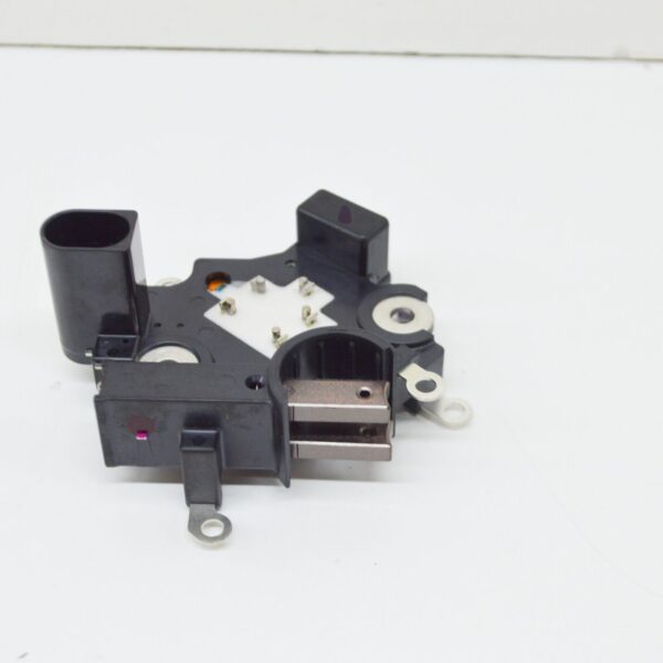 079903803A - NEW AUDI Q7 4L ALTERNATOR VOLTAGE REGULATOR 079903803A ORIGINAL