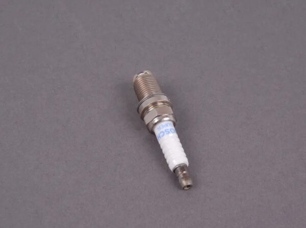 12129064617 - BMW 5 E39 Spark Plug 12129064617 9064617 ORIGINAL