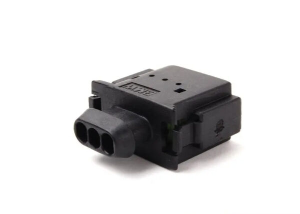 12521433917 - BMW E90 Wiring Cable Plug Conn. Terminal Housing 12521433917 1433917 ORIGINAL