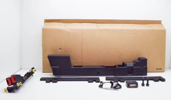 1635038880 - Peugeot 5008 MK2 seat edge finisher kit 1635038880 new original