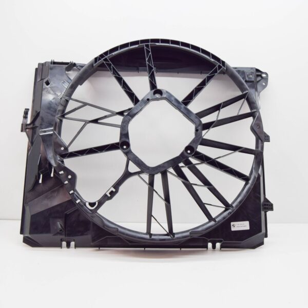 17117557814 - NEW BMW E82 E88 E90 E90N E92 E92N E93 RADIATOR FAN SHROUD 7557814 17117557814