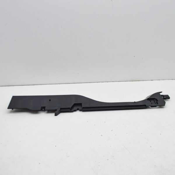 17118655768 - BMW X5 G05 Left Side Radiator Covering  17118655768 ORIGINAL