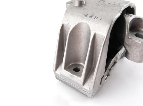 1J0199262BF - NEW VOLKSWAGEN GOLF 1K MK5 RIGHT ENGINE MOUNT BRACKET 1J0199262BF