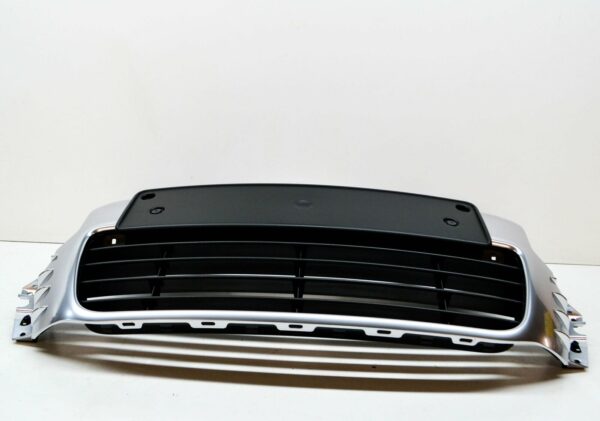 1K0853651L3Q7 - NEW VOLKSWAGEN GOLF 1K MK5 RADIATOR GRILLE 1K0853651L3Q7 ORIGINAL