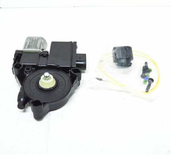 1Q0998792VW2 - VOLKSWAGEN EOS 1F7 Rear Right Window Regulator Motor 1Q0998792VW2 ORIGINAL