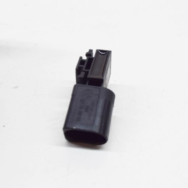 1T0962103 - Volkswagen Polo 9N Tailgate Micro Switch 1T0962103 ORIGINAL