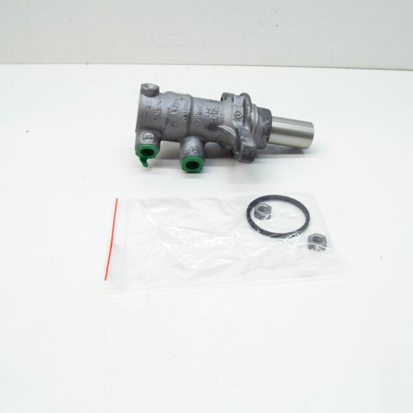 2372573 - FORD GRAND C-MAX MK2 Brake Master Cylinder RHD 2372573 DV61-2140-JC ORIGINAL