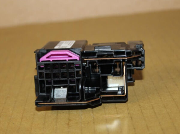 2Q0937507G - VW POLO AW MK6 Relay Plate 2Q0937507G ORIGINAL