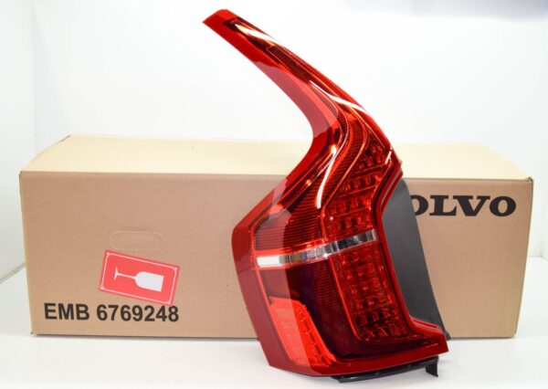 31655917 - VOLVO XC90 MK2 Rear Left Taillight 31655917 ORIGINAL