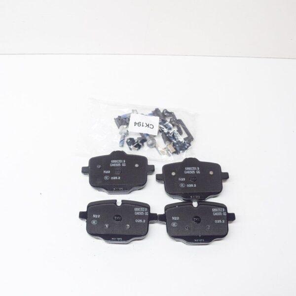 34216890353 - BMW 5 G30 Rear Brake Disc Pads Set 34216890353 6890353 2019 ORIGINAL