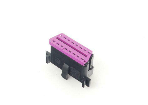 3A0972695A - NEW AUDI A1 MK1 DIAGNOSTIC PLUG FLAT CONTACT HOUSING 16 PIN 3A0972695A ORIGINAL