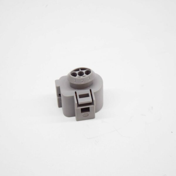 3B0973703G - NEW AUDI A3 8P FUEL PRESSURE SENSOR CONNECTOR HOUSING 3 PIN 3B0973703G