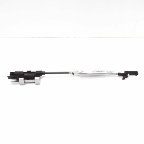 3D2823531B - NEW VW PHAETON 3D RELEASE BONNET HOOD LID LOCK CABLE RHD 3D2823531B