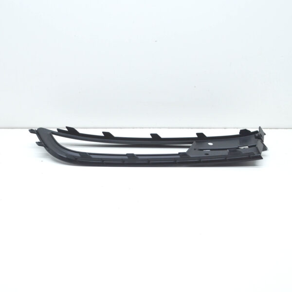 3G08546629B9 - NEW VOLKSWAGEN PASSAT B8 3G2 FRONT RIGHT BUMPER GRILLE 3G08546629B9
