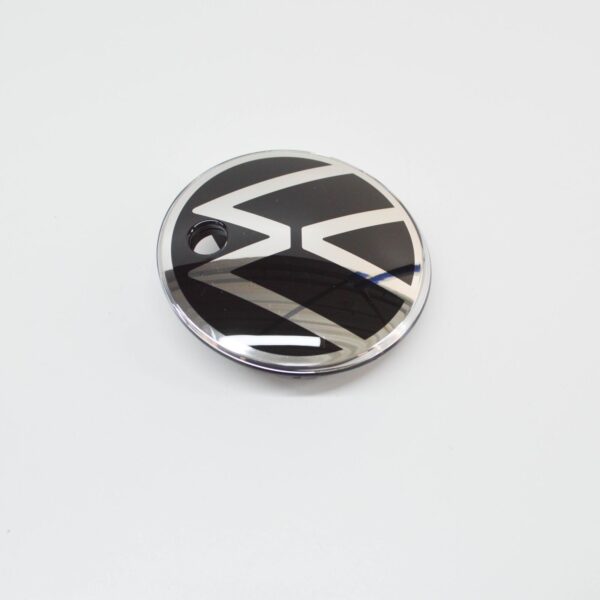 3G7853600CDPJ - NEW VW ARTEON FRONT RADIATOR GRILLE EMBLEM BADGE 3G7853600CDPJ ORIGINAL