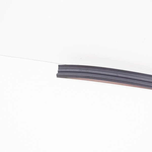 3G8827669A - NEW VW ARTEON 3H7 TAILGATE BOOT LID UPPER SEAL 3G8827669A