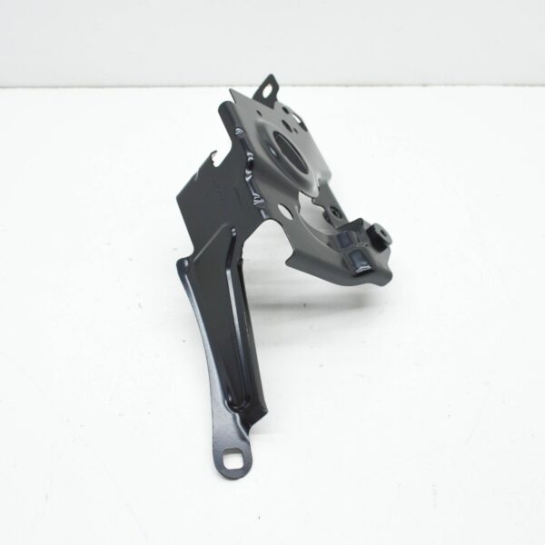 41008082032 - NEW BMW M4 COUPE G82 FRONT RIGHT FENDER HOLDER 41008082032 8082032