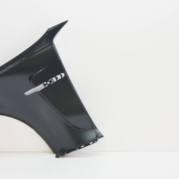 41358052626 - BMW 1 Coupe E82 Front Right Fender 8052626 41358052626 ORIGINAL