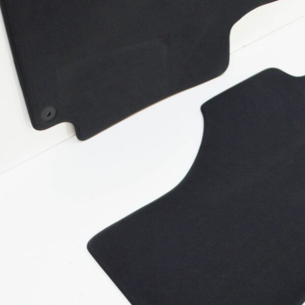 423863691D9AM - NEW AUDI R8 42 FLOOR MAT SET LHD 423863691D9AM ORIGINAL