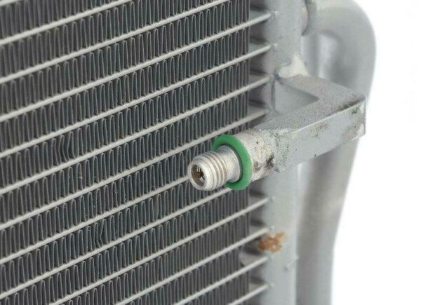 4E0260403Q - NEW AUDI A8 D3 A/C CONDENSER 4E0260403Q ORIGINAL