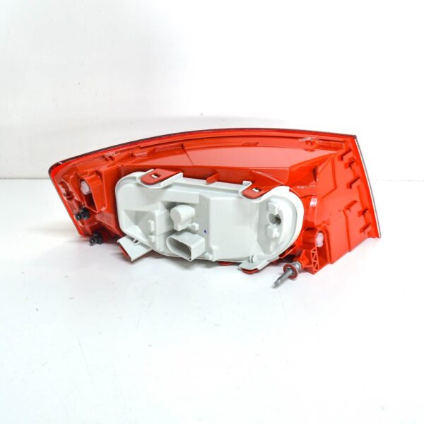 4F5945096K - NEW AUDI A6 C6 REAR RIGHT TAILLIGHT LED 4F5945096K ORIGINAL