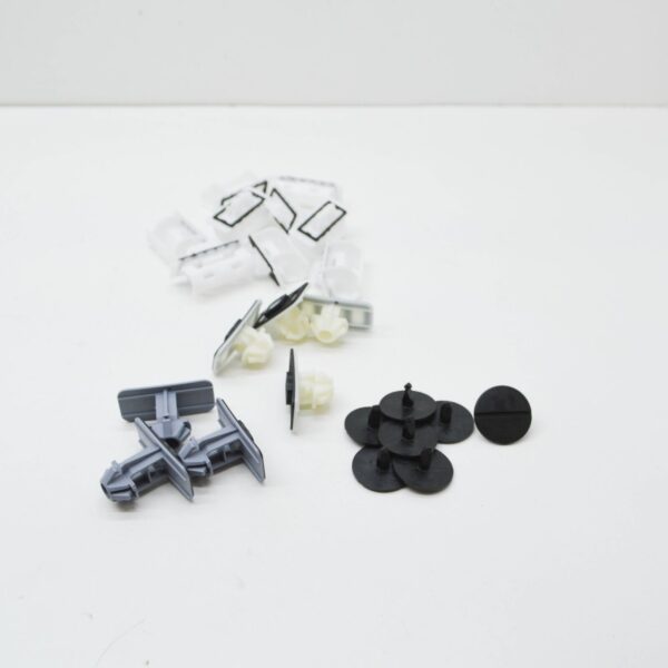 4G0898909 - NEW AUDI A6 C7 SIDE SKIRT ATTACHMENT PARTS CLIPS SET 4G0898909