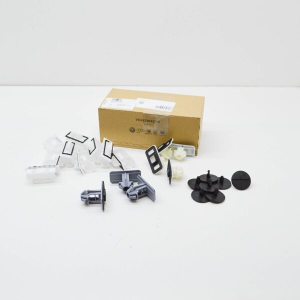 4G0898909 - NEW AUDI A6 C7 SIDE SKIRT ATTACHMENT PARTS CLIPS SET 4G0898909