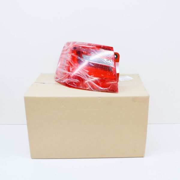 4G5945095G - NEW AUDI A6 4G2, C7, 4GC REAR LEFT TAILLIGHT 4G5945095G ORIGINAL