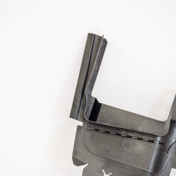 4G8121283AE - NEW AUDI A7 4G AIR DUCT LEFT SIDE 4G8121283AE