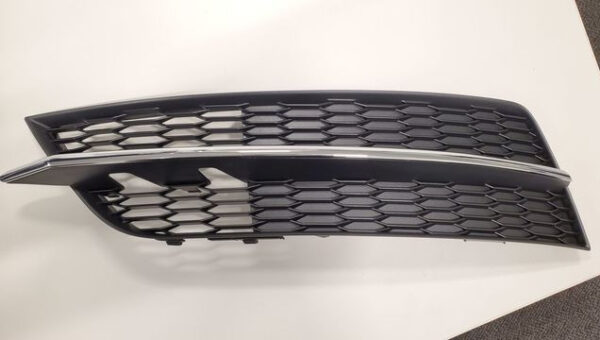 4G8807648H - AUDI A7 Sportback 4G Front Right Bumper Grille 4G8807648H9B9 ORIGINAL