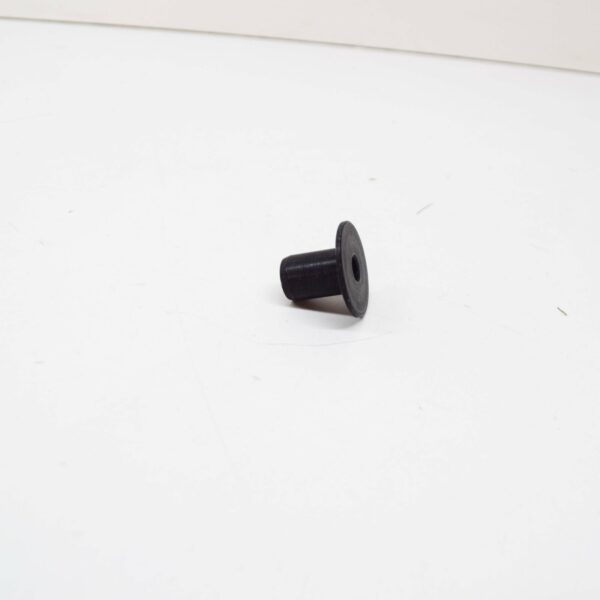 4H0145219 - NEW AUDI A8 4H D4 OIL COOLER BUSH 4H0145219 ORIGINAL