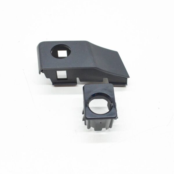 4H0919290F - NEW AUDI A8 4H FRONT BUMPER RIGHT PDC INNER HOLDER 4H0919290F ORIGINAL
