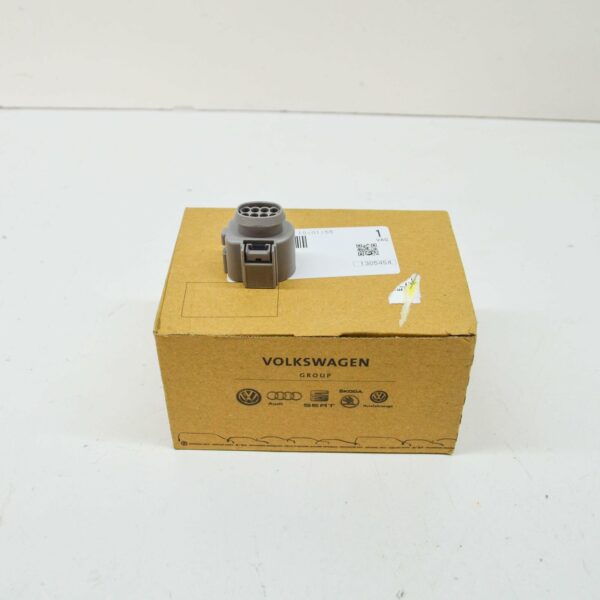 4H0973714A - NEW AUDI TT FV 8 PIN FLAT CONTACT HOUSING 4H0973714A ORIGINAL