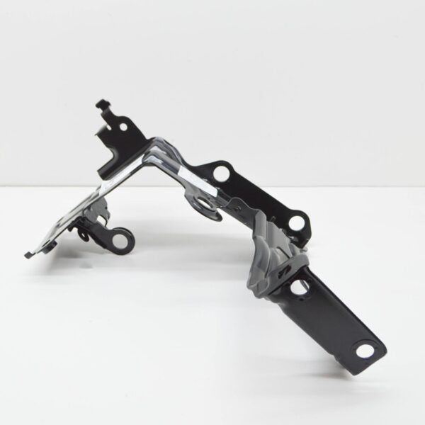 4K0145813AA - NEW AUDI A6 C8 ELECTRIC COMPRESSOR CHARGE AIR COOLER BRACKET 4K0145813AA
