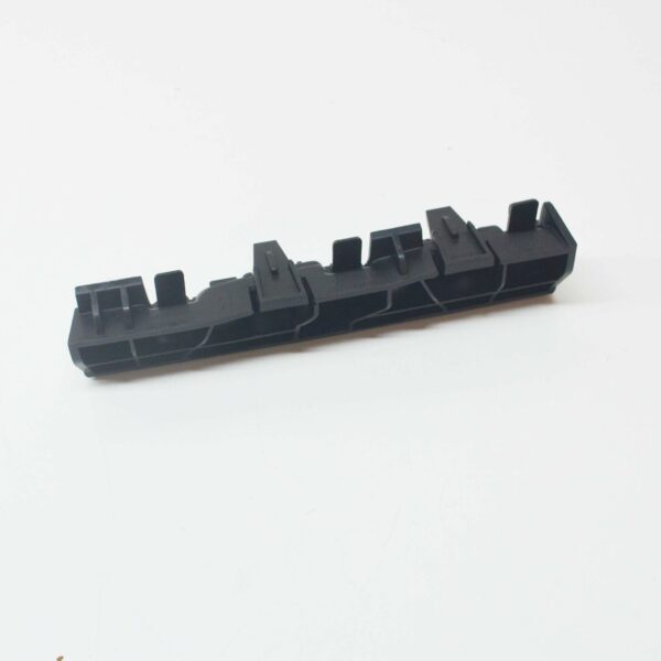 4K0853922 - NEW AUDI A6 C6 FRONT RIGHT SIDE SIDESKIRT HOLDER 4K0853922 2010 ORIGINAL
