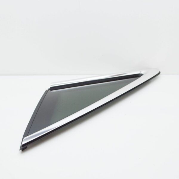 4K5845298ANVB - NEW AUDI A6 C8 REAR RIGHT TRIANGLE WINDOW SIDE 4K5845298ANVB ORIGINAL