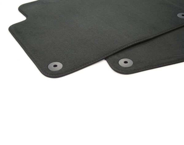 4L0864450 - AUDI Q7 4L Rear Floor Mat Set 4L08644509AM ORIGINAL