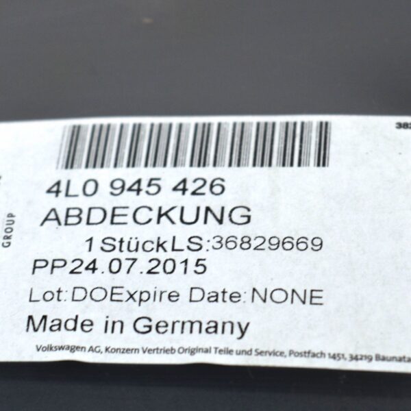 4L0945426 - NEW AUDI Q7 4L TAIL LIGHT REAR COVER CAP RIGHT 4L0945426 ORIGINAL