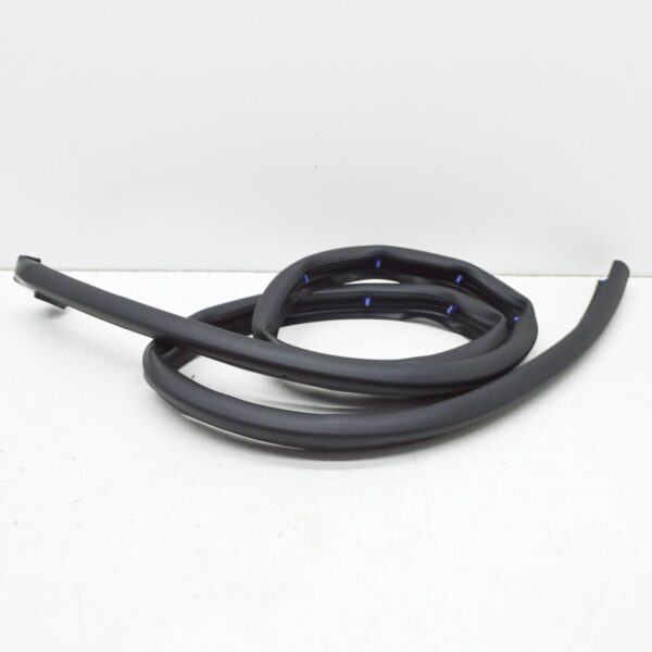 4M8833178A - AUDI Q8 4MN Rear Right Seal Panel Strip Seal 4M8833178A ORIGINAL