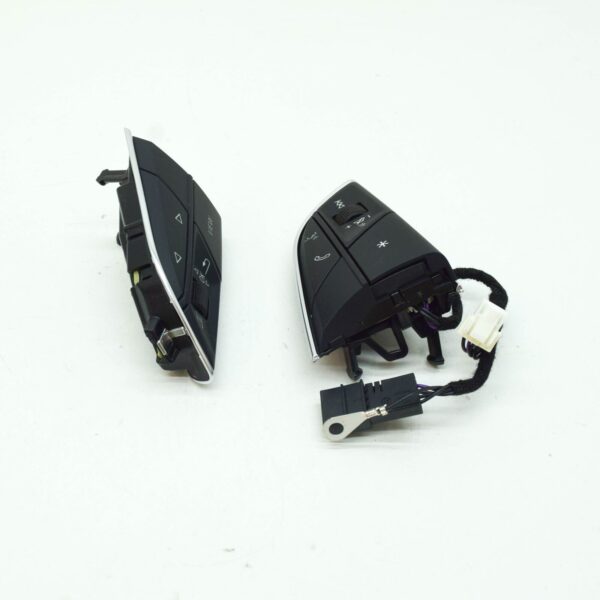 4M8951523J - NEW AUDI Q7 4M STEERING WHEEL BUTTONS 4M8951523J ORIGINAL