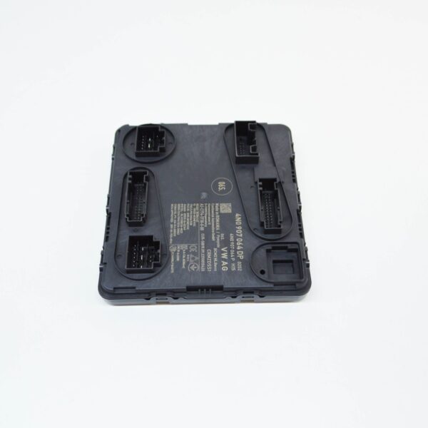 4N0907064DP - NEW AUDI Q5 80A COMFORT CENTRAL ELECTRONIC CONTROL UNIT 4N0907064DP ORIGINAL
