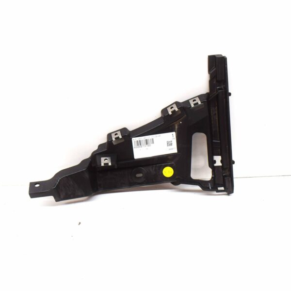 4S0807378D - NEW AUDI R8 SPYDER 4S REAR RIGHT BUMPER CARRIER GUIDE 4S0807378D