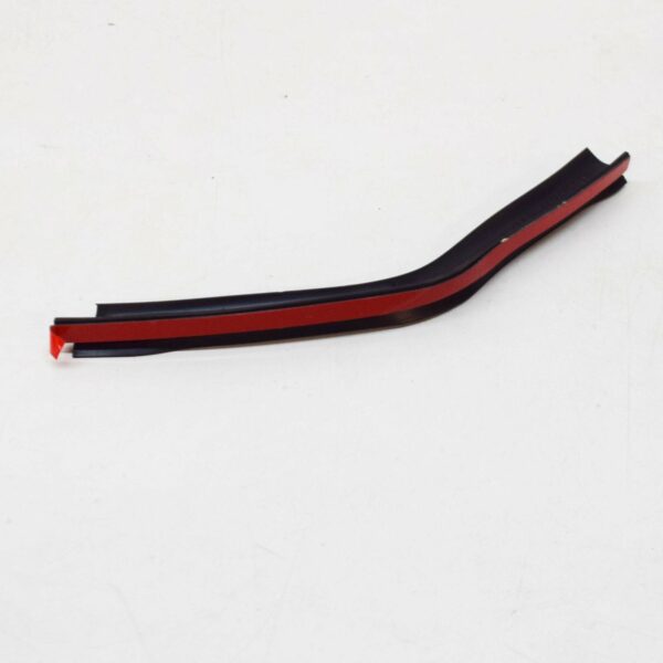 4S0823734 - NEW AUDI R8 4S ENGINE BAY RUBBER SEAL 4S0823734 2017