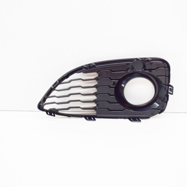 51118060282 - NEW BMW 1 F20 FRONT M BUMPER FOG LIGHT GRILLE RIGHT 51118060282 8060282